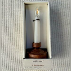 Hearth & Hand with Magnolia Flameless Christmas Window Candle Wood Base NWT